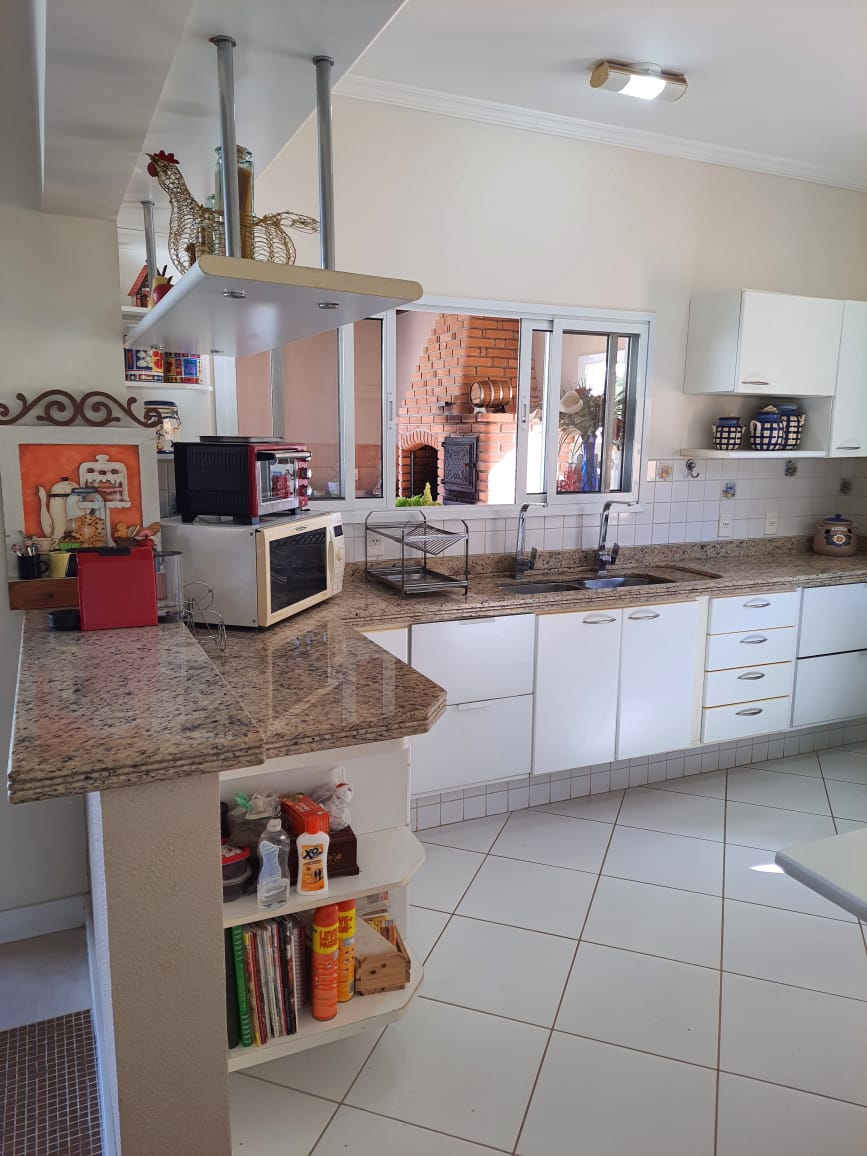 Imagem Casa de Condomínio com 3 Quartos à Venda, 320 m²em Centro - Vinhedo