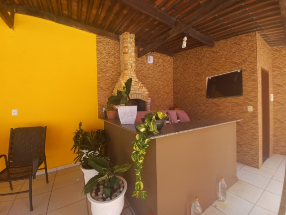 Imagem Casa com 4 Quartos à Venda, 191 m² em Pajuçara - Natal