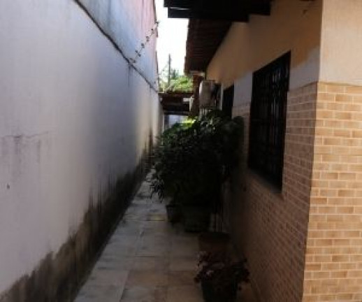 Imagem Casa com 3 Quartos à Venda,  em Lagoa Redonda - Fortaleza