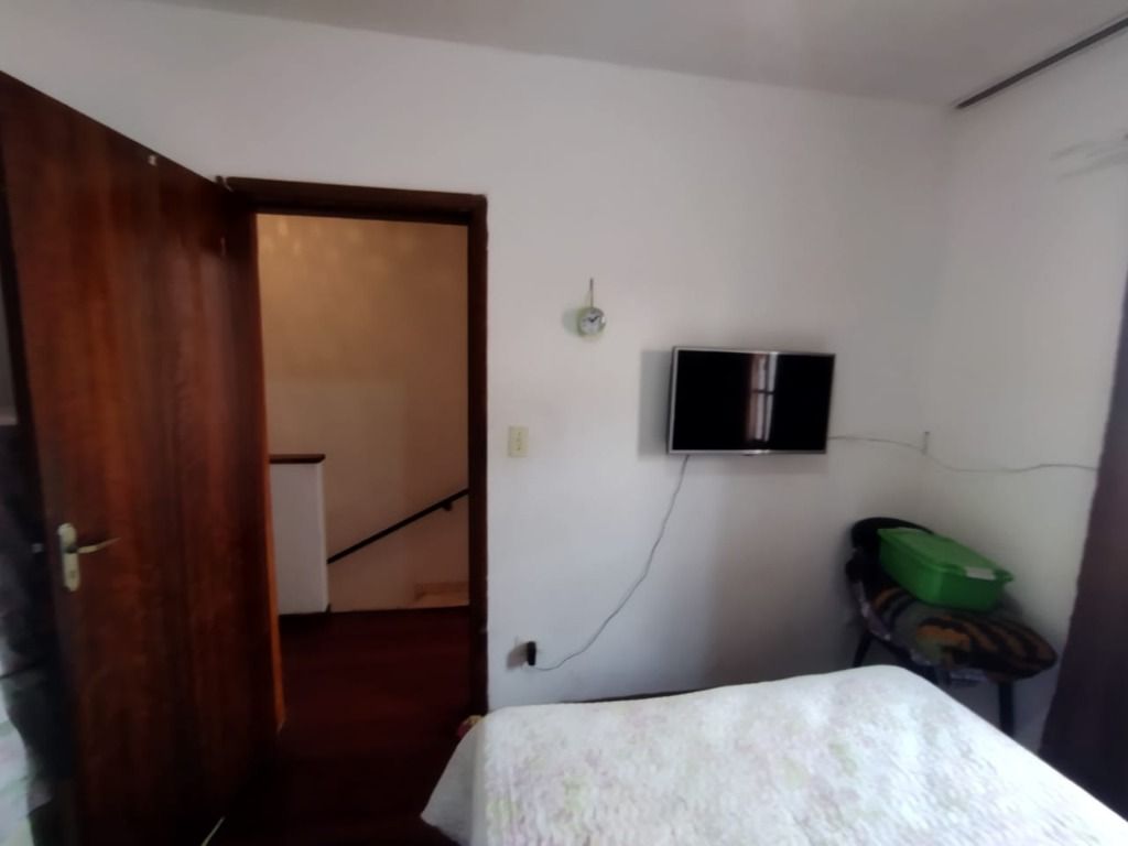 Imagem Sobrado com 3 Quartos à Venda, 126 m² em Centro - Londrina