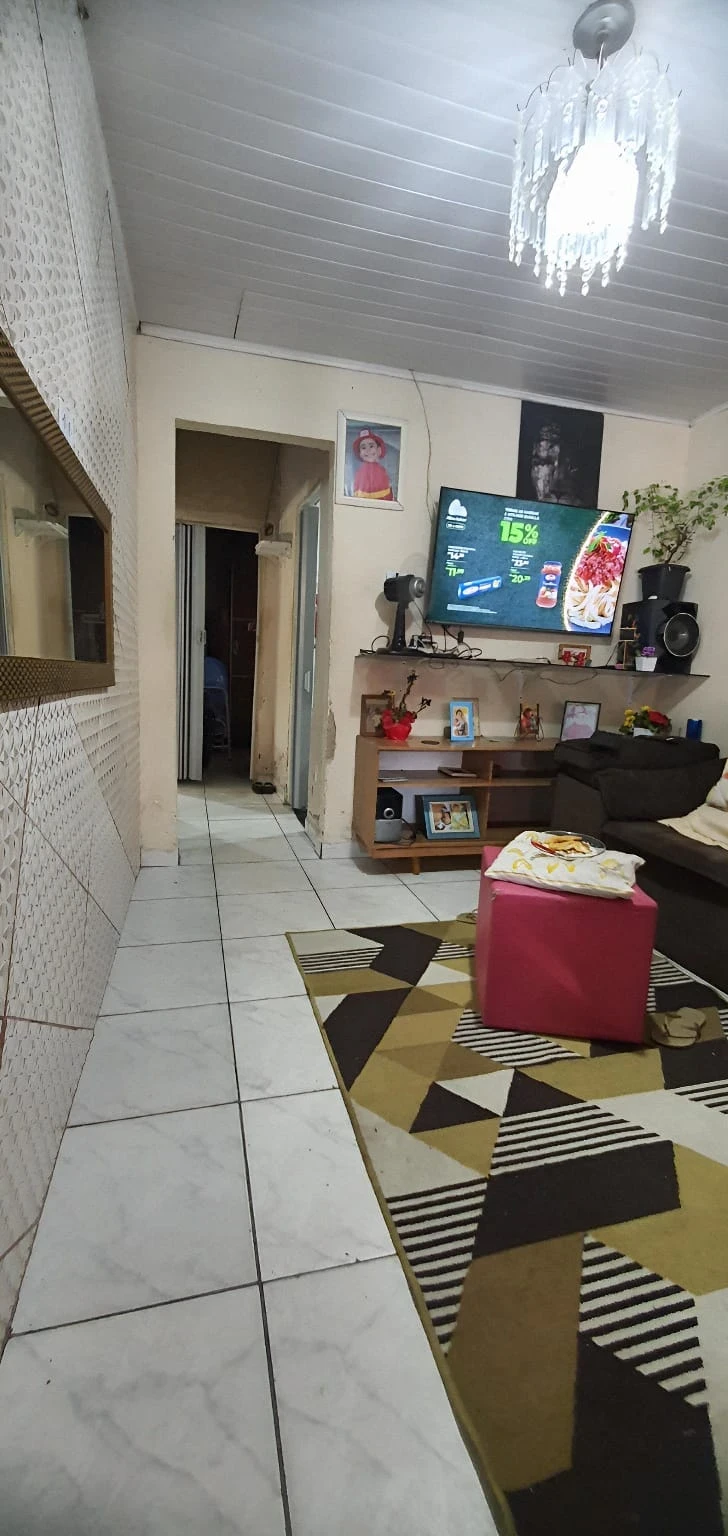 Imagem Casa com 2 Quartos à Venda, 121 m² em Vila São Benedito - Cubatão