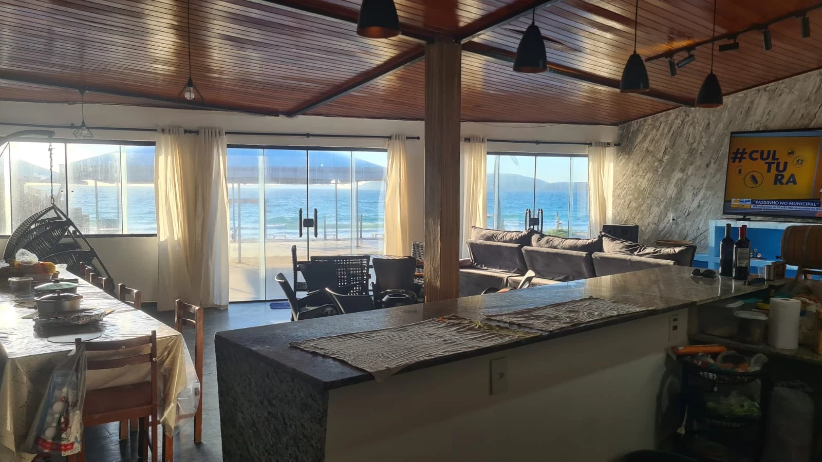 Imagem Casa com 4 Quartos para Temporada, 250 m² em Santo Antônio (Tamoios) - Cabo Frio