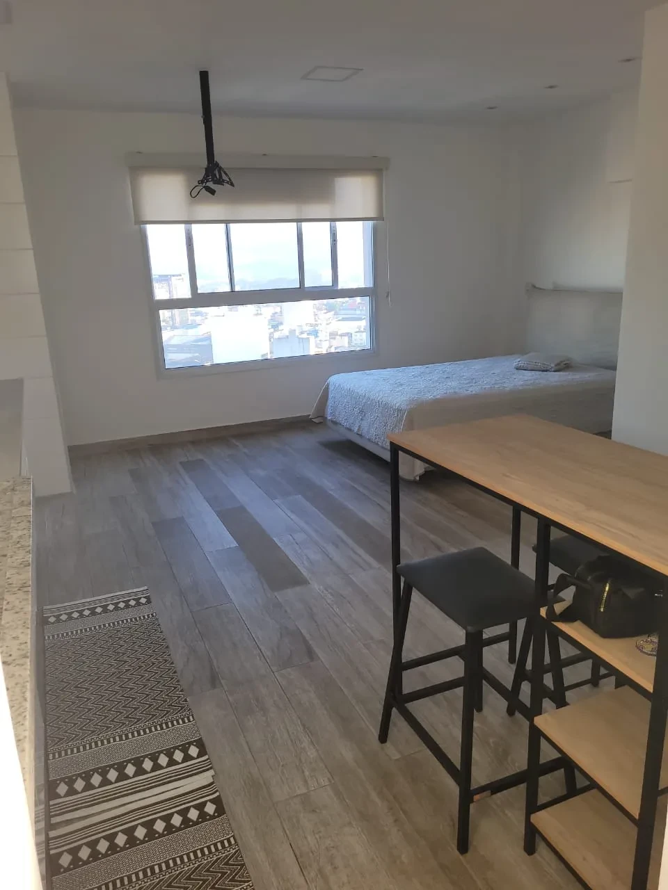 Imagem Apartamento com 1 Quarto para Alugar, 28 m² em Centro - Mogi das Cruzes