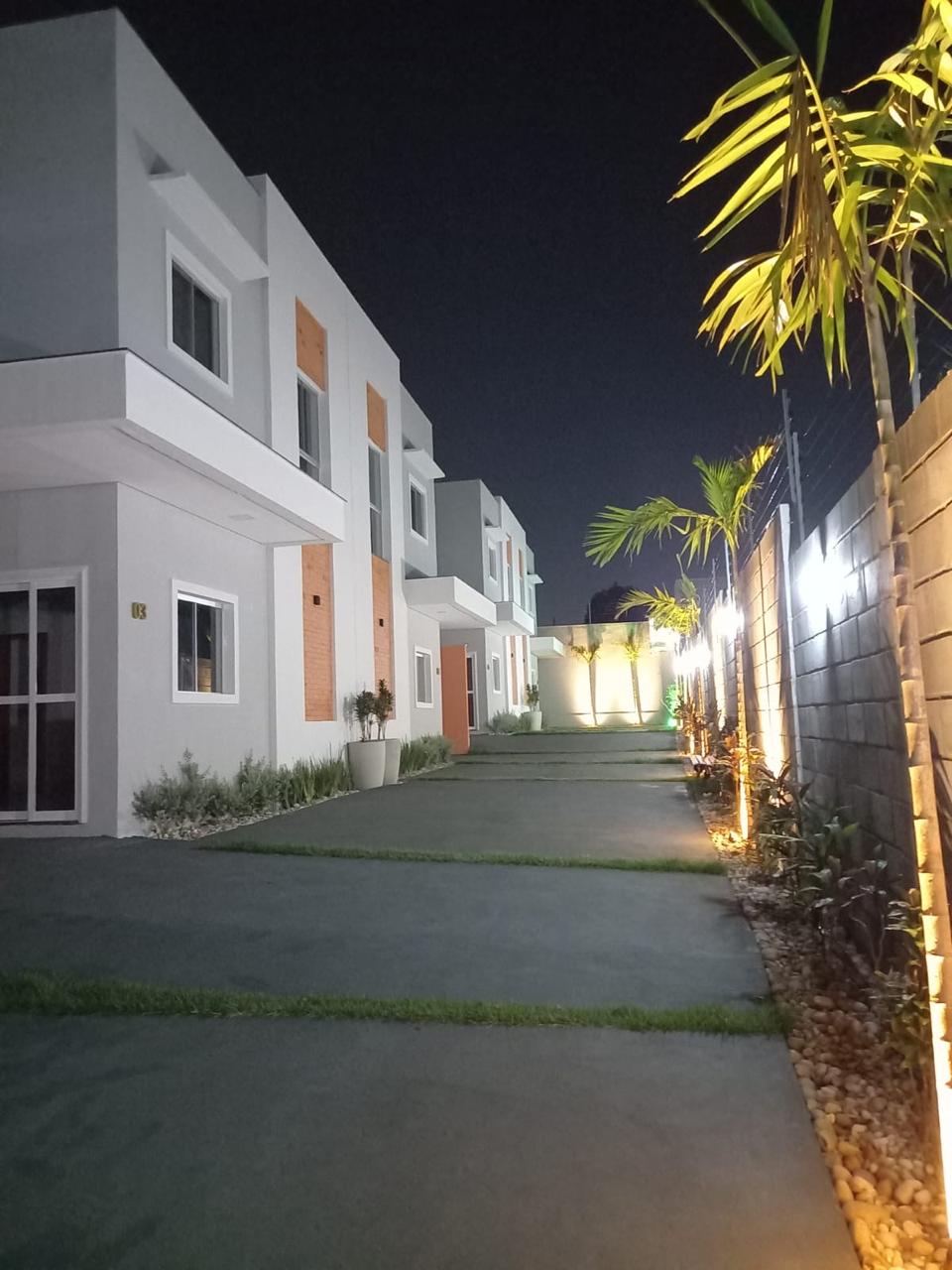 Imagem Casa com 2 Quartos para Alugar, 1 m²em Coophema - Cuiabá