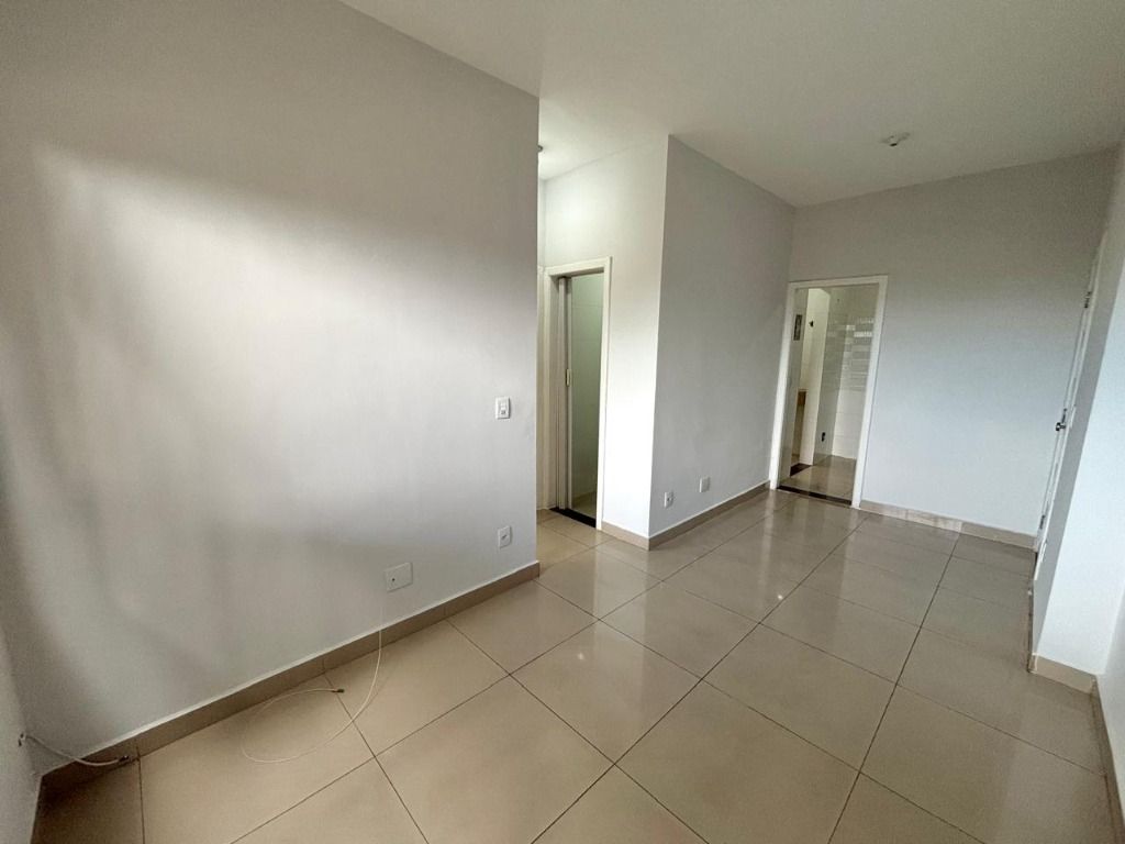 Imagem Apartamento com 2 Quartos à Venda, 50 m² em Planalto - Belo Horizonte