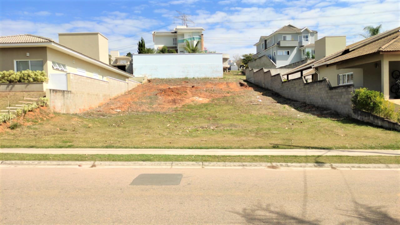 Terreno em Condomínio à Venda, 720 m² em Condomínio Reserva da Serra - Jundiaí