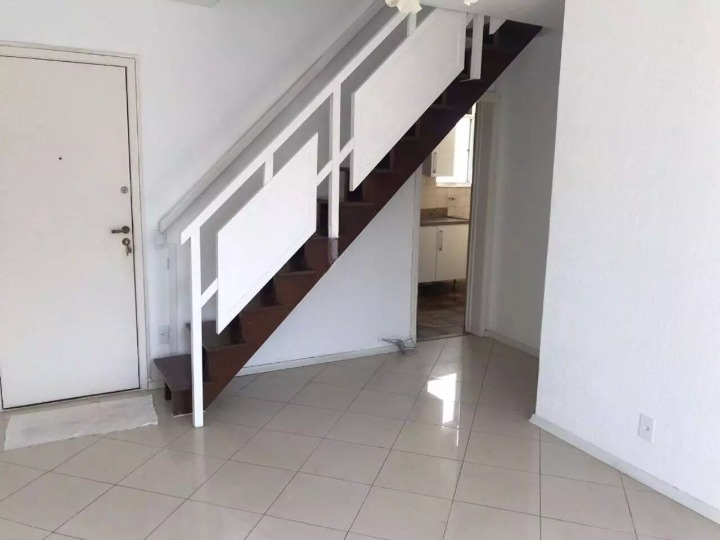 Imagem Cobertura com 3 Quartos à Venda, 180 m² em Boa Viagem - Niterói