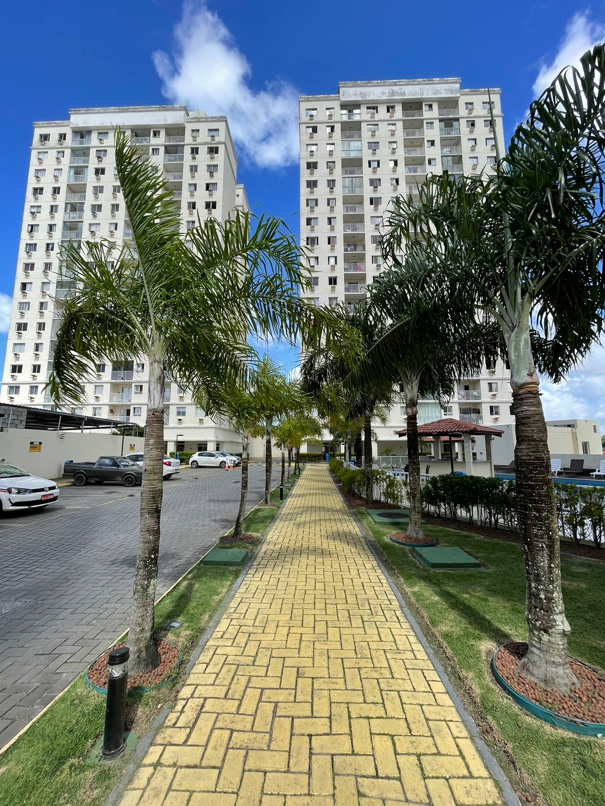 Imagem Apartamento com 3 Quartos à Venda, 67 m²em Itapuã - Salvador