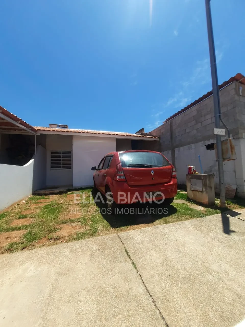 Casa de Condomínio com 3 Quartos à Venda, 122 m² em Residencial Florais do Planalto - Valparaíso de Goiás