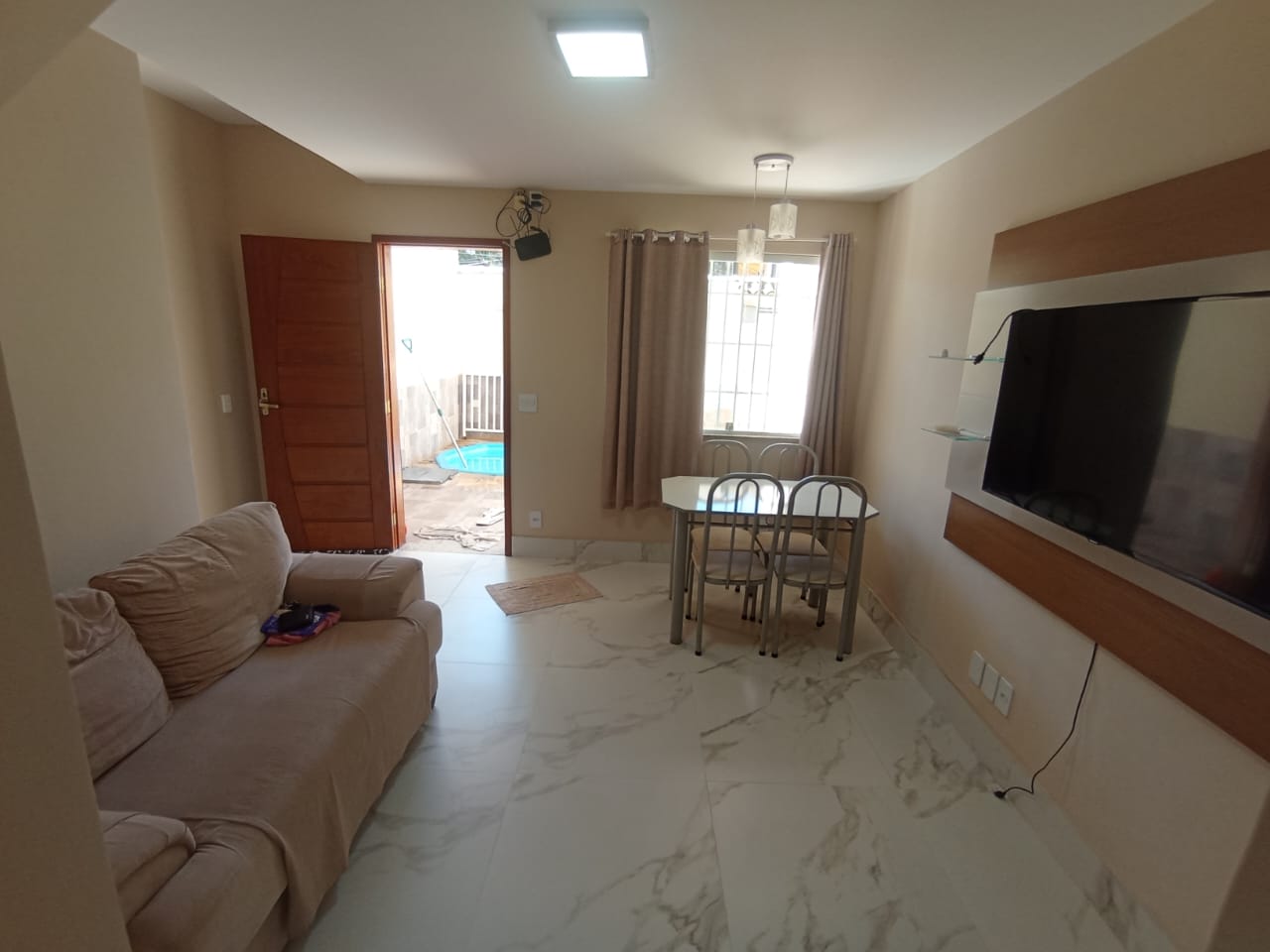 Imagem Casa de Vila com 2 Quartos à Venda, 135 m²em Tribobó - São Gonçalo