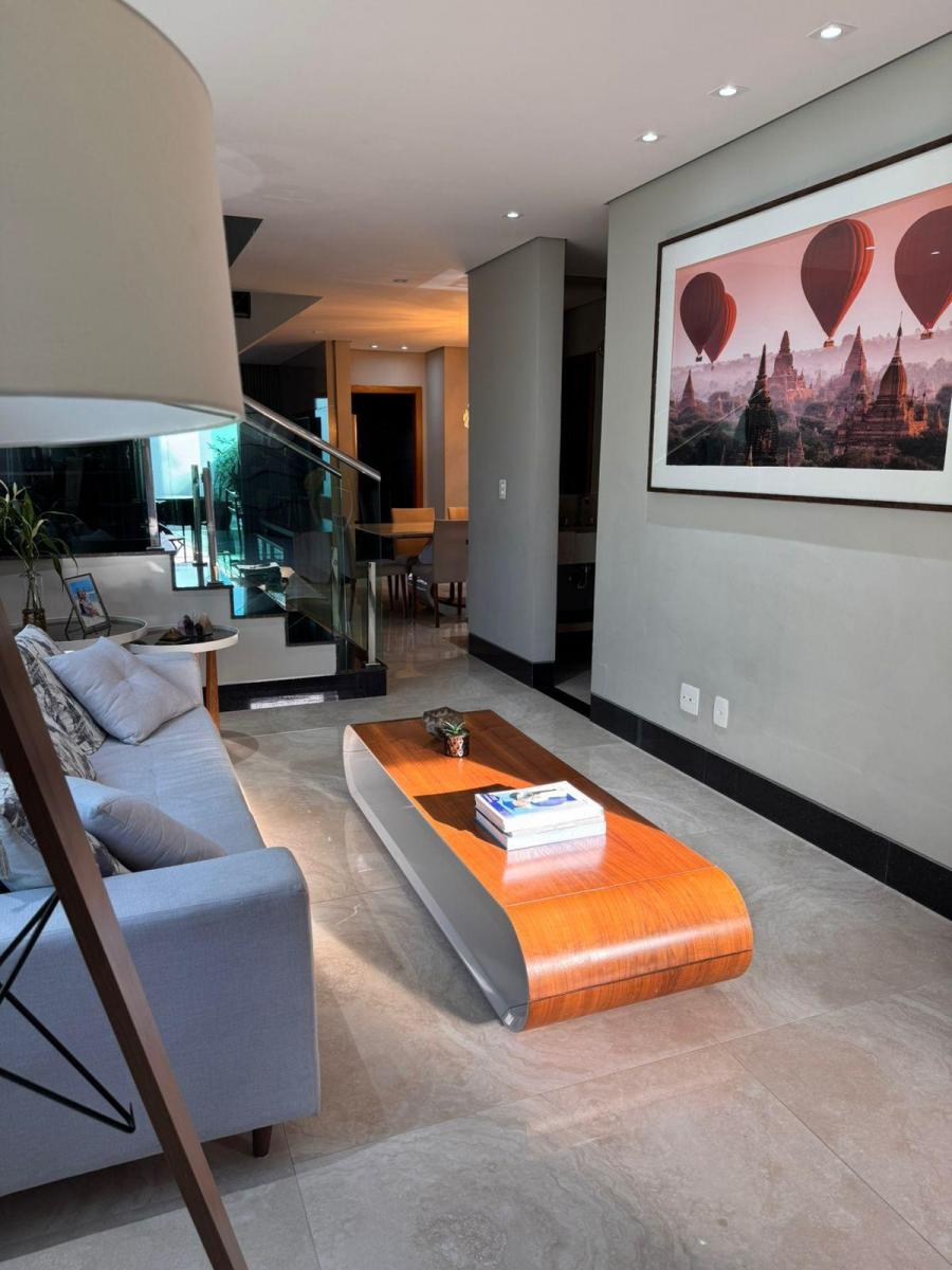 Foto do imóvel: Casa com 3 Quartos à Venda, 213 m² em Santa Amélia - Belo Horizonte