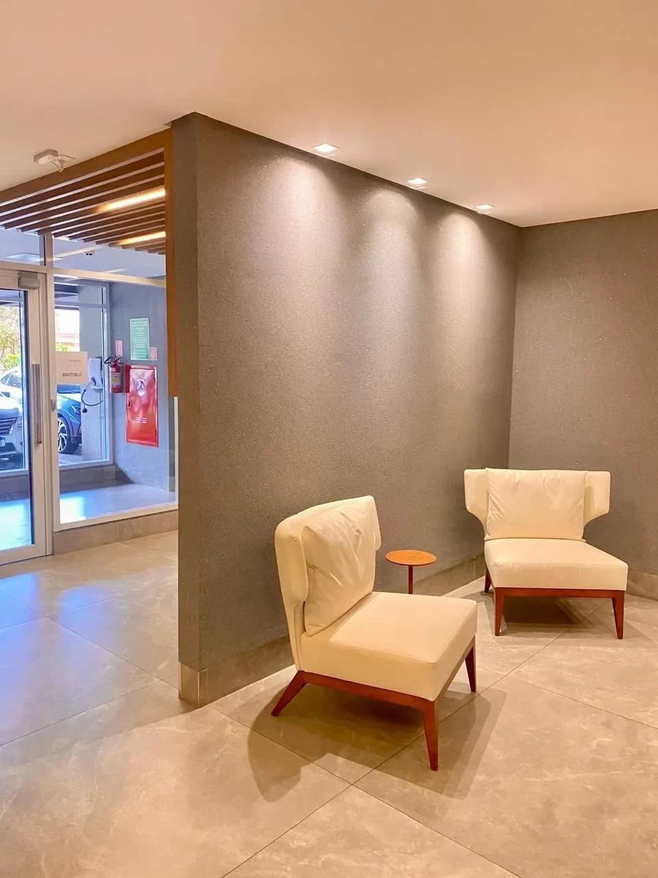 Imagem Apartamento com 3 Quartos à Venda, 130 m² em Jardim América - Goiânia