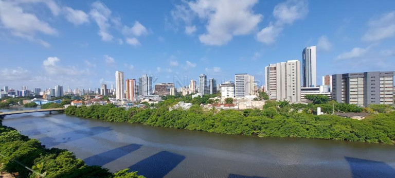 Imagem Apartamento com 4 Quartos à Venda, 151 m² em Recife - Recife
