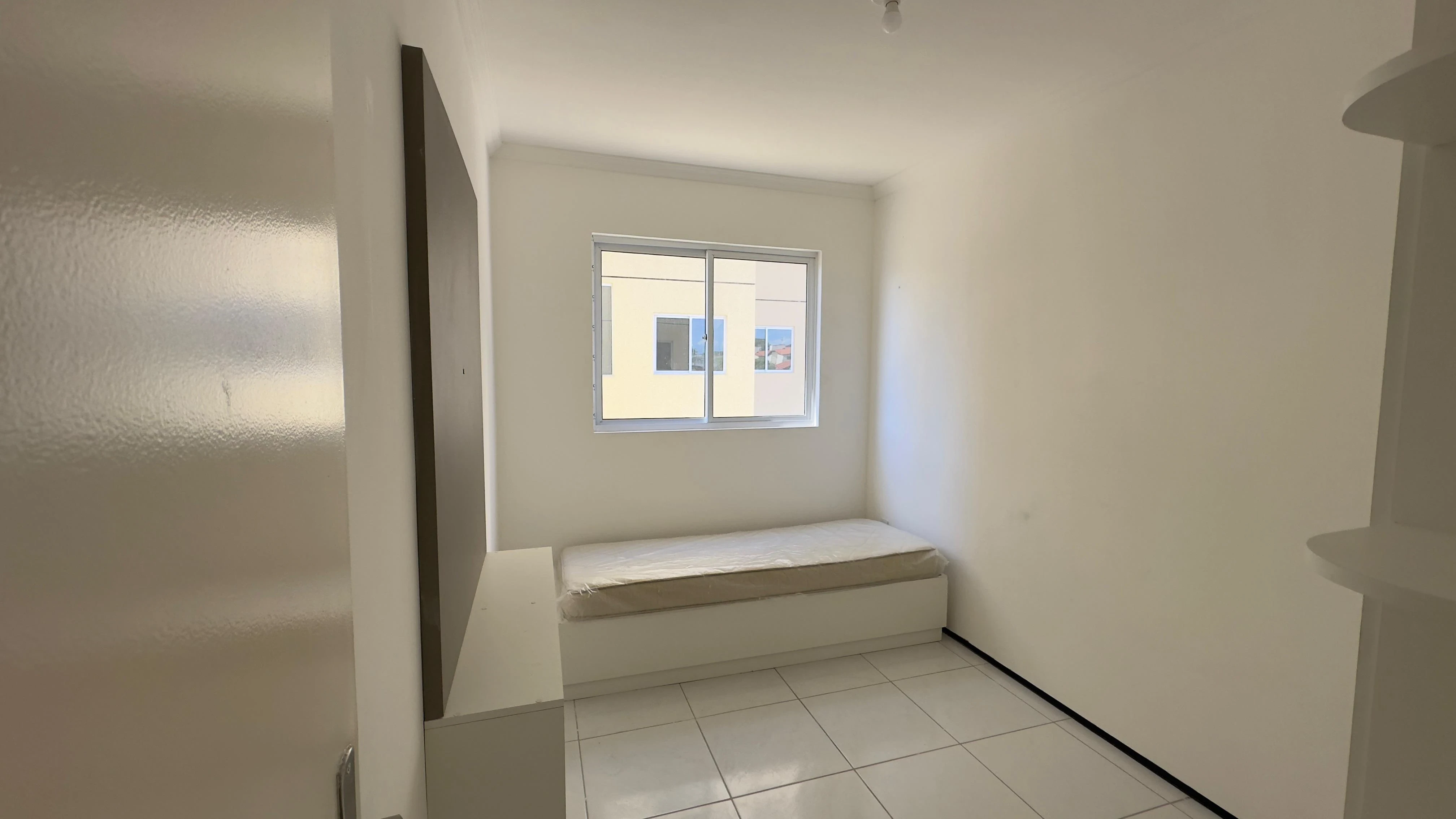 Imagem Apartamento com 2 Quartos à Venda, 48 metros em Jangurussu - Fortaleza