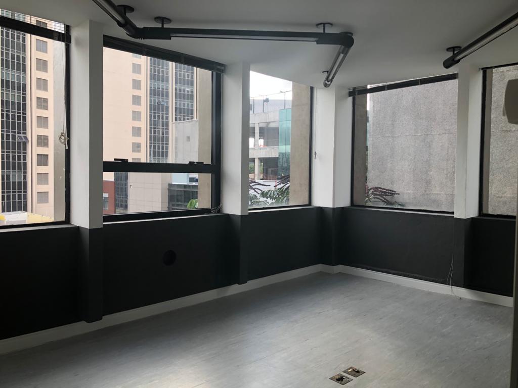 Imagem Sala Comercial à Venda ou Locação, 286 m² em Vila Olímpia - São Paulo