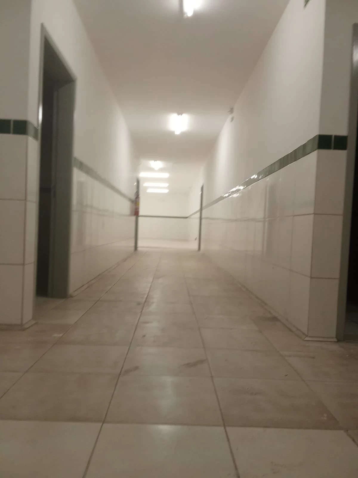 Imagem Imóvel Comercial para Alugar, 2.400 m² em Centro - Canoas