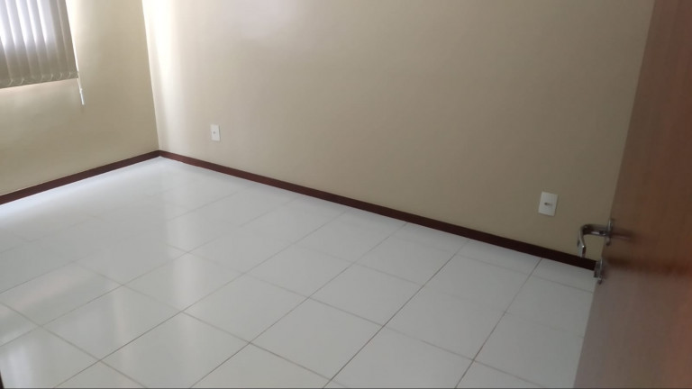Imagem Apartamento com 3 Quartos para Alugar, 1 m² em Recanto dos Vinhais - São Luís