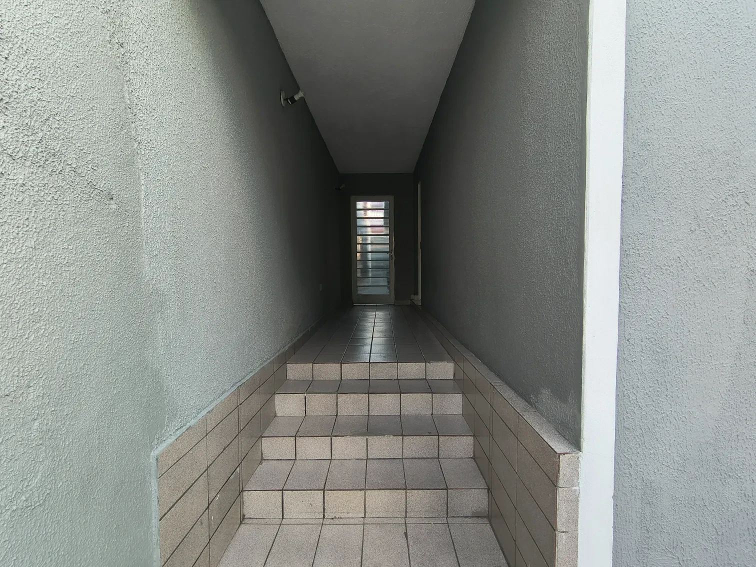Imagem Casa com 2 Quartos para Alugar, 69 m² em Parque Santo Antônio - Jacareí