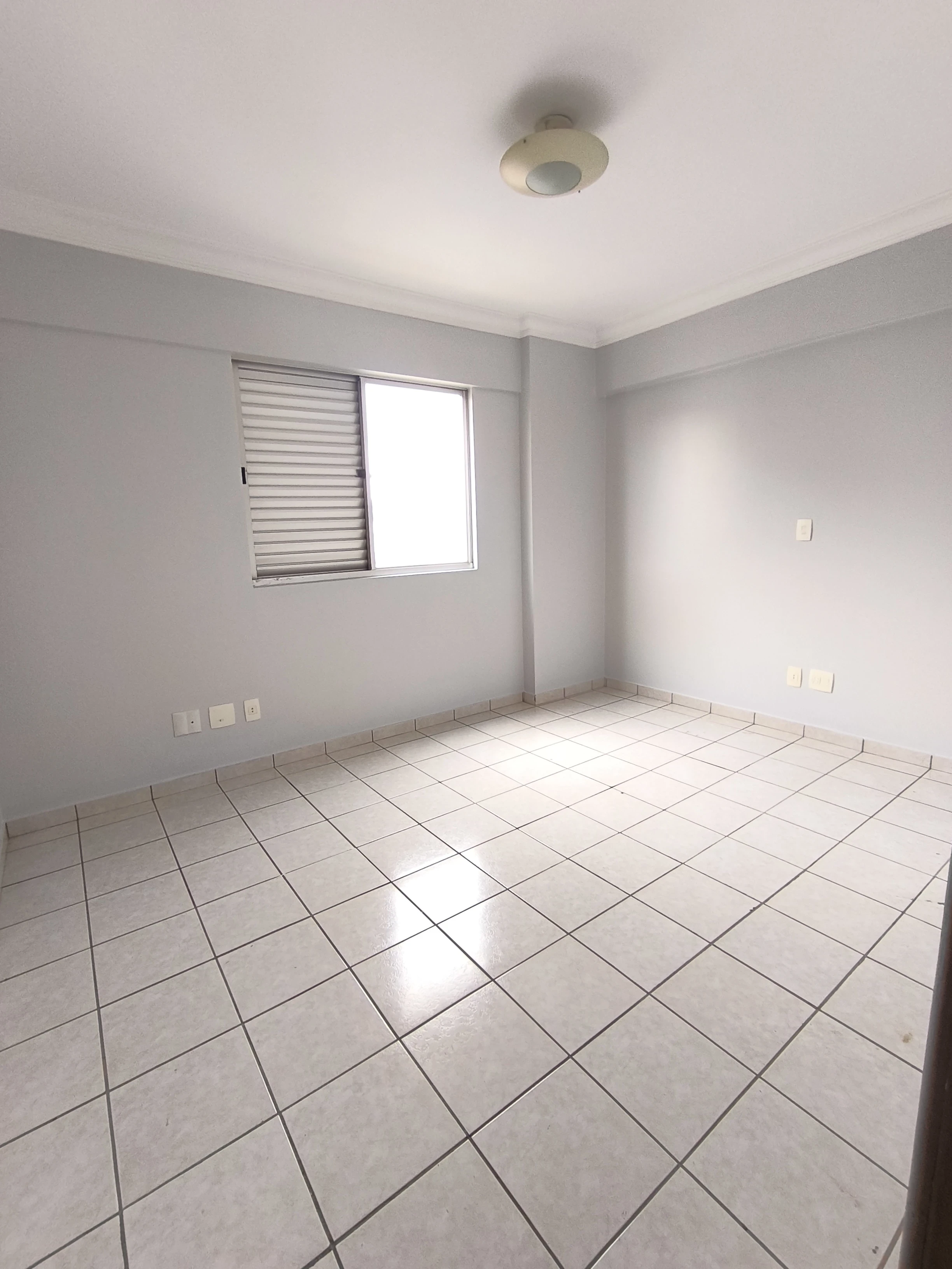 Imagem Apartamento com 3 Quartos para Alugar, 75 m² em Jardim América - Goiânia