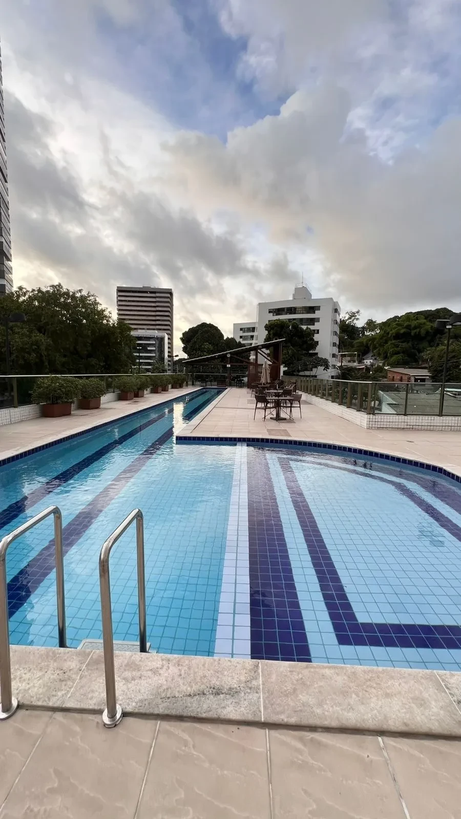 Imagem Apartamento com 4 Quartos à Venda, 172 m² em Monteiro - Recife