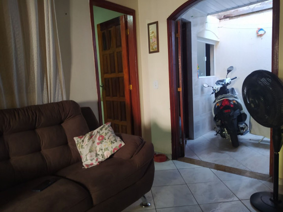 Casa com 2 Quartos à Venda,  em Portinho - Cabo Frio