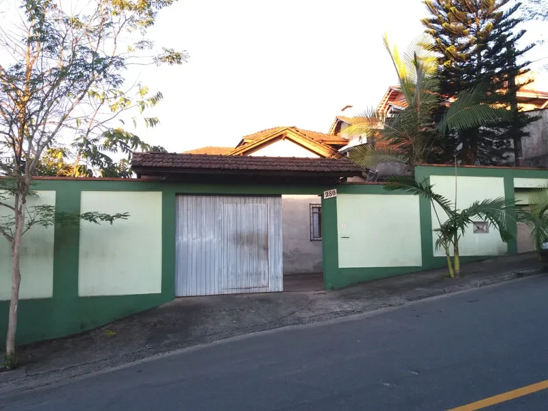 Kitnet com 1 Quarto para Alugar, 36 m² em Costa e Silva - Joinville