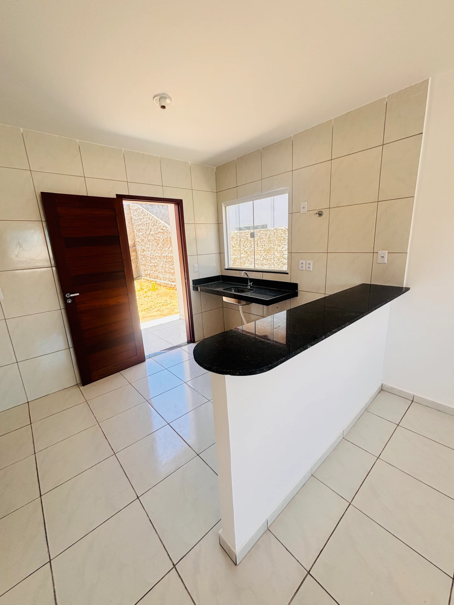 Foto do imóvel: Casa com 2 Quartos à Venda, 69 m² em Nísia Floresta - Nísia Floresta