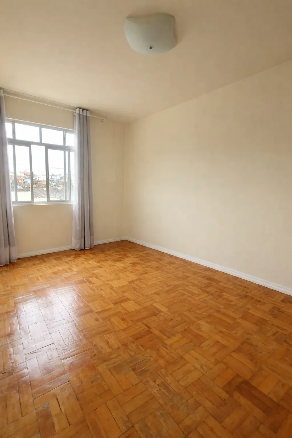 Imagem Apartamento com 2 Quartos à Venda, 57 m² em Coqueiros - Florianópolis