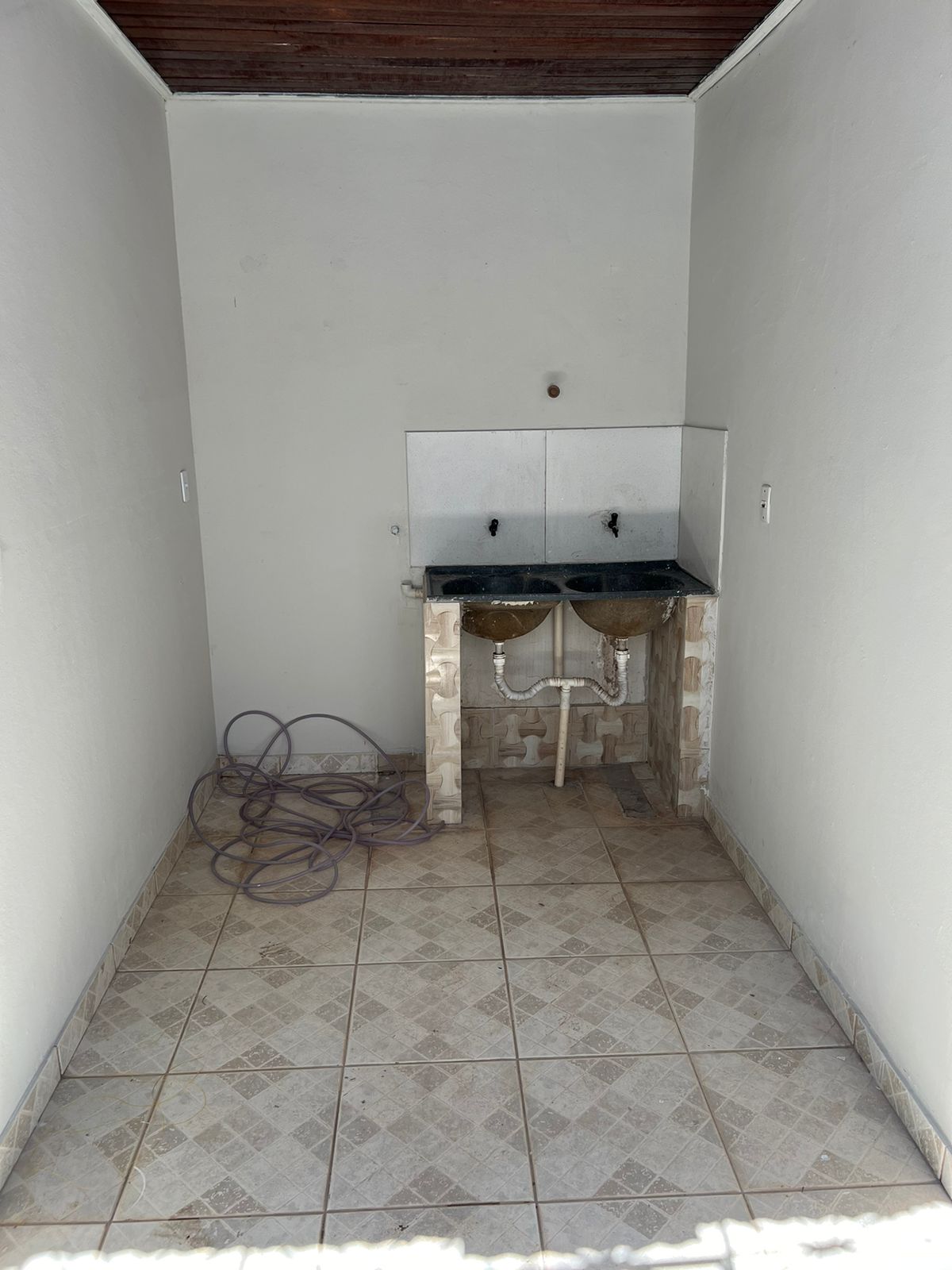 Imagem Casa com 3 Quartos para Alugar ou Temporada, 150 m²em Santíssimo - Santarém