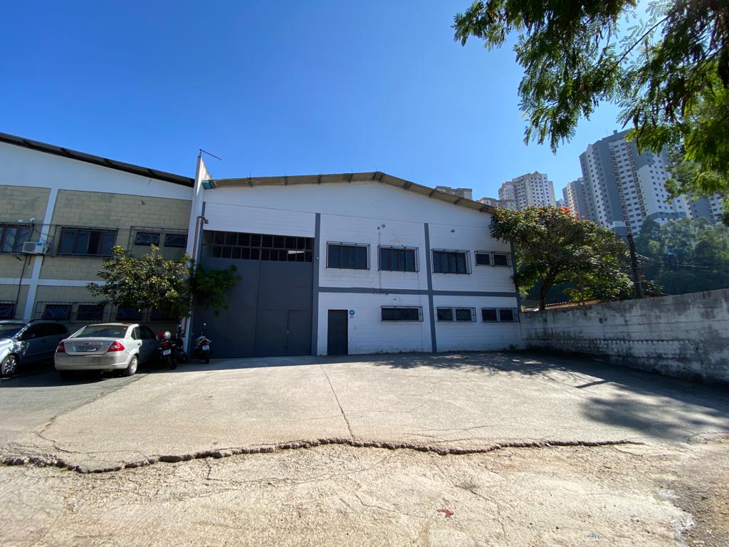 Foto do imóvel: Galpão para Alugar, 1.300 m² em Jardim Henriqueta - Taboão da Serra