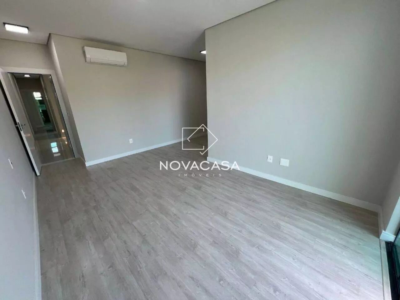 Foto do imóvel: Casa com 4 Quartos à Venda, 150 m² em Planalto - Belo Horizonte
