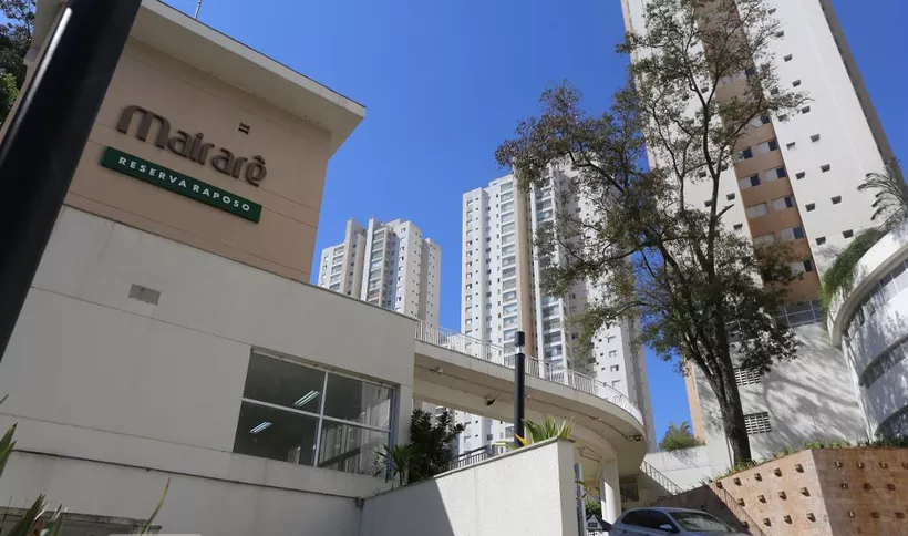Condomínio Mairarê Reserva Raposo em São Paulo