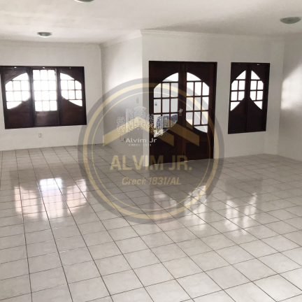 Casa de Condomínio com 5 Quartos à Venda,  em Antares - Maceió