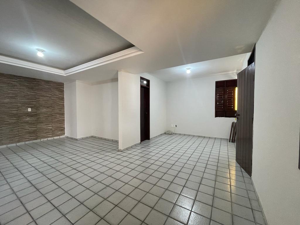 Imagem Casa com 4 Quartos à Venda, 240 m²em Capim Macio - Natal