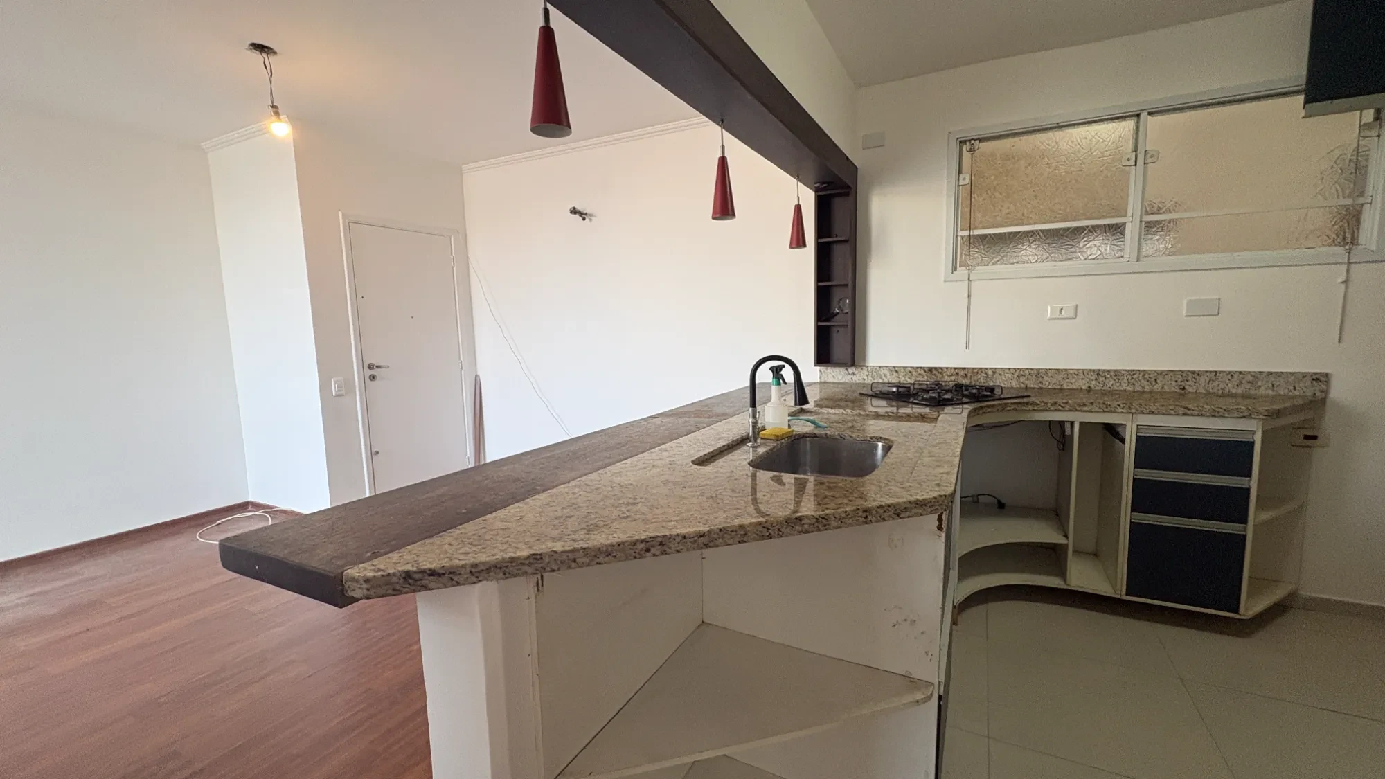 Imagem Apartamento com 2 Quartos à Venda ou Locação, 66 m² em Enseada - Guarujá