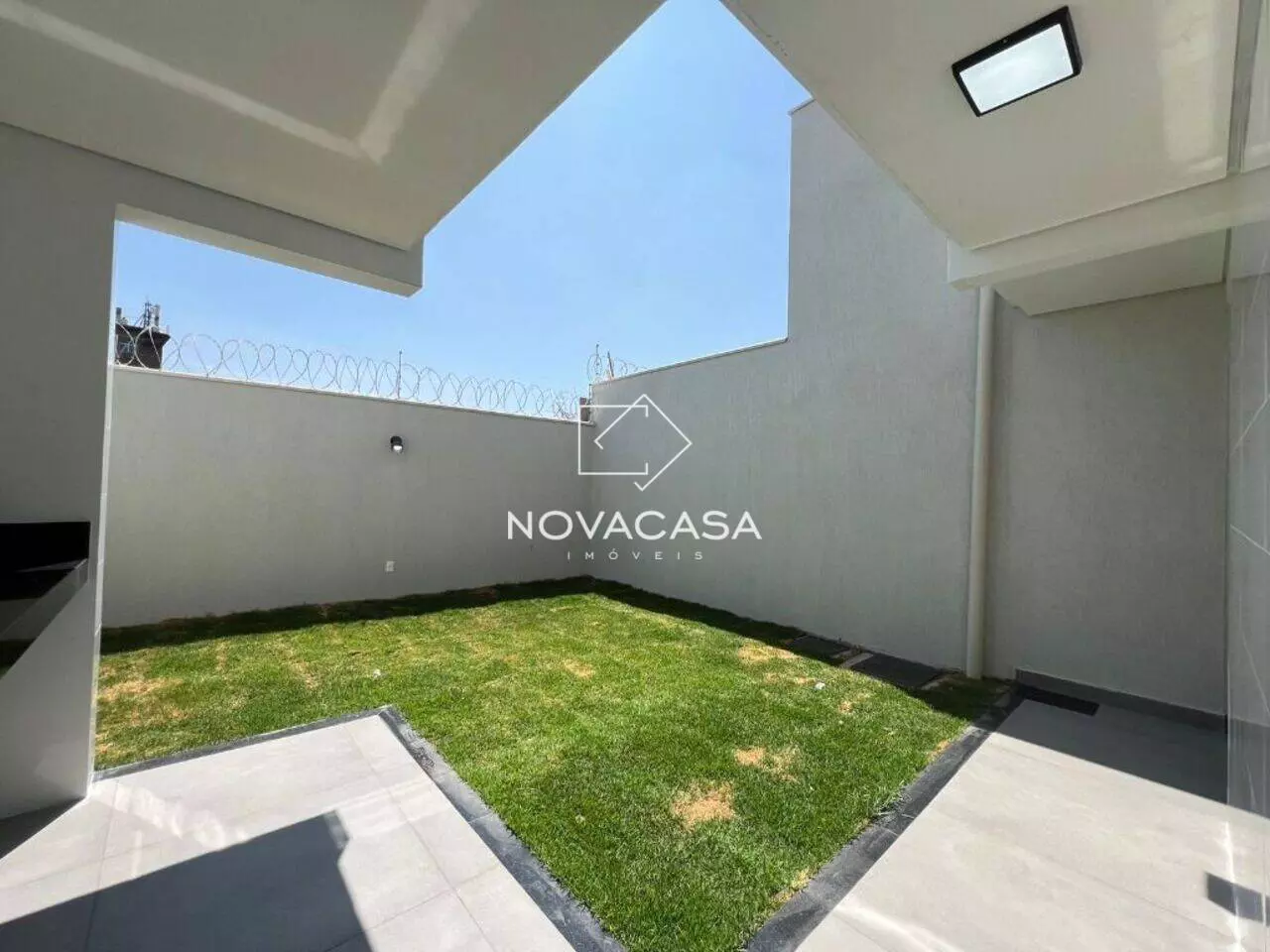 Foto do imóvel: Casa com 4 Quartos à Venda, 150 m² em Planalto - Belo Horizonte