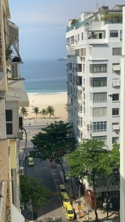 Kitnet com 1 Quarto à Venda, 25 m² em Leme - Rio de Janeiro