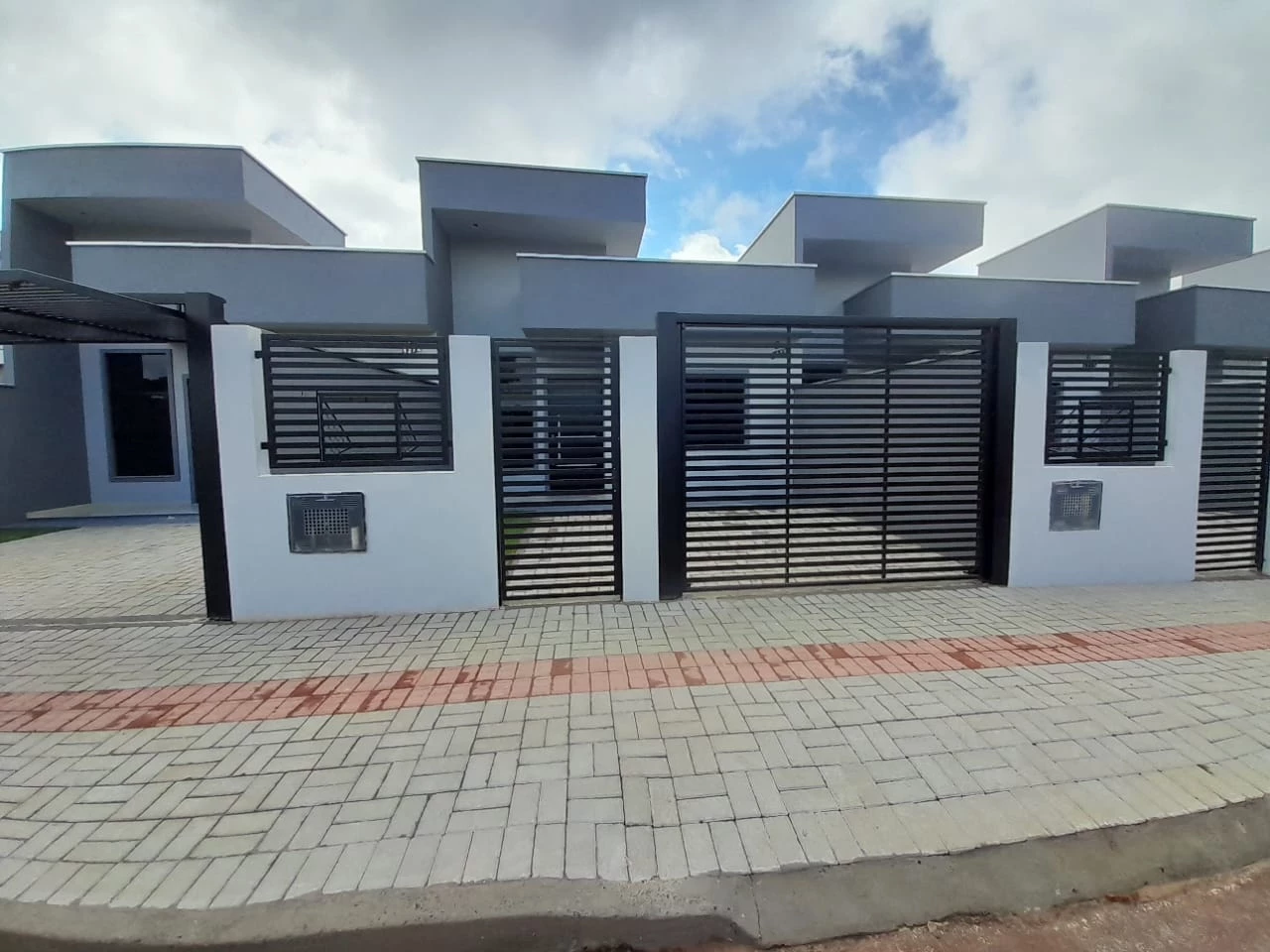 Imagem Casa com 2 Quartos à Venda, 56 m² em Santos Dumont - Chapecó