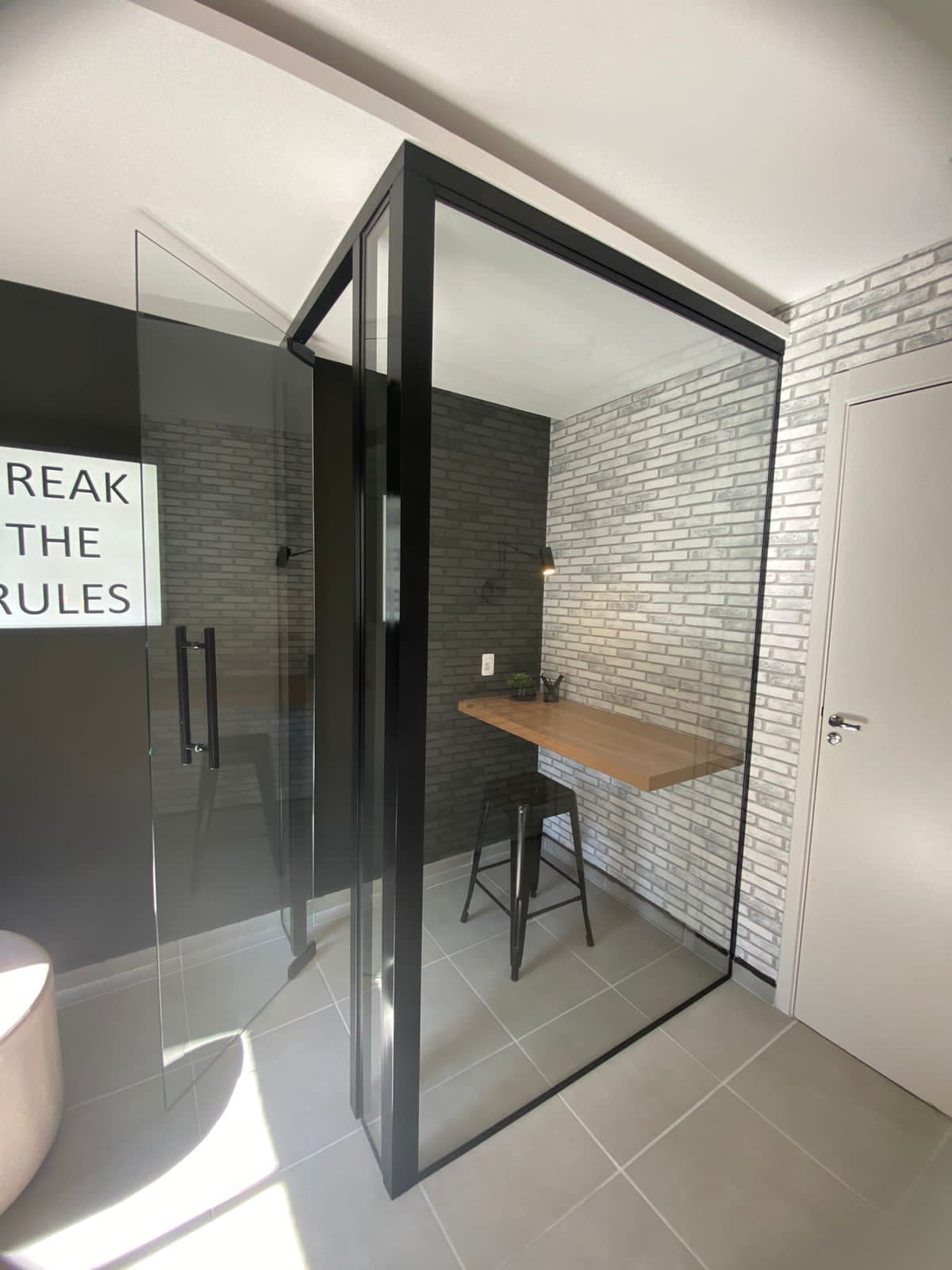 Imagem Apartamento com 2 Quartos à Venda, 40 m²em Jardim Santo Antônio - São Paulo
