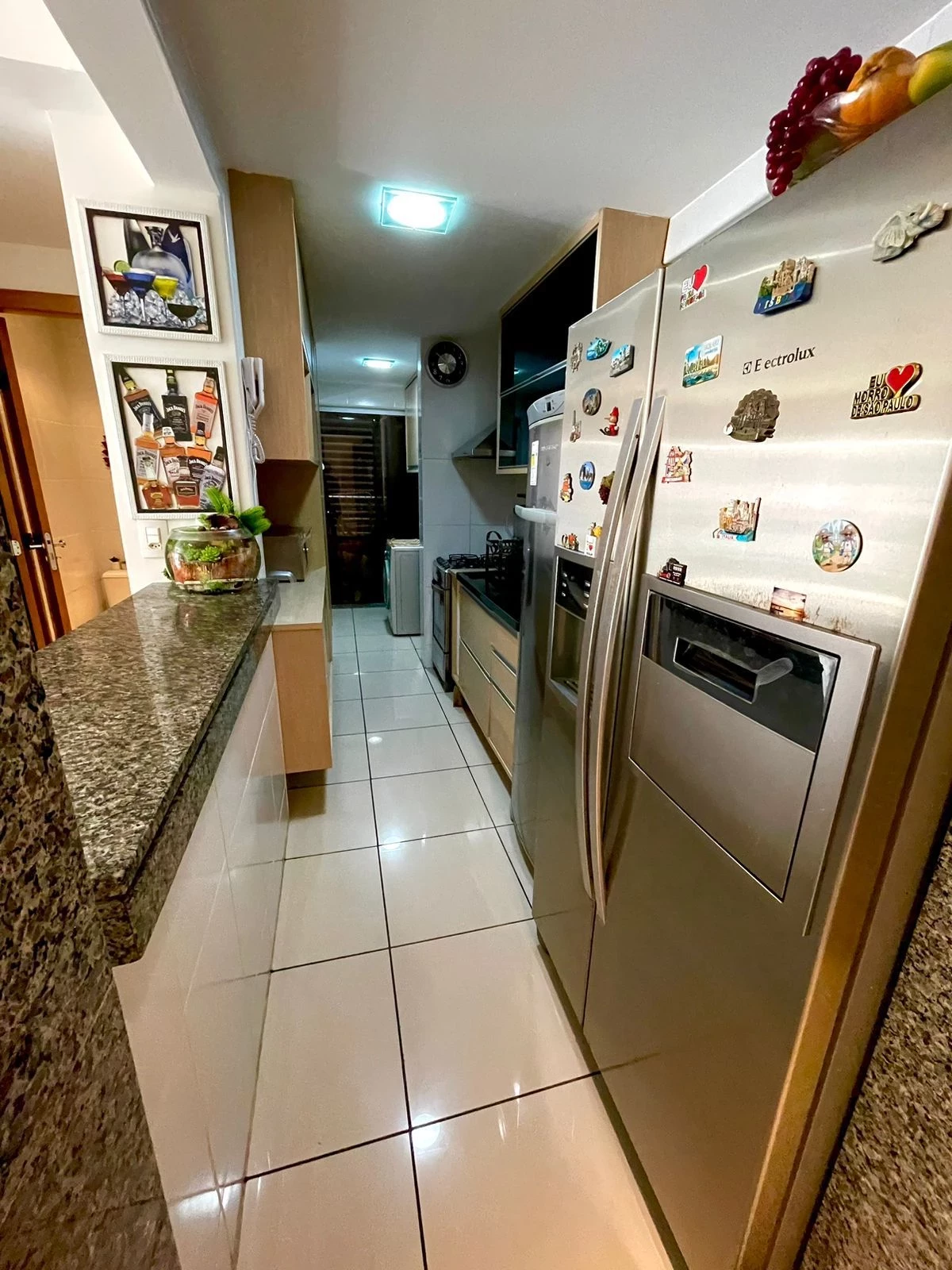 Imagem Apartamento com 1 Quarto para Alugar, 92 m² em Pituba - Salvador