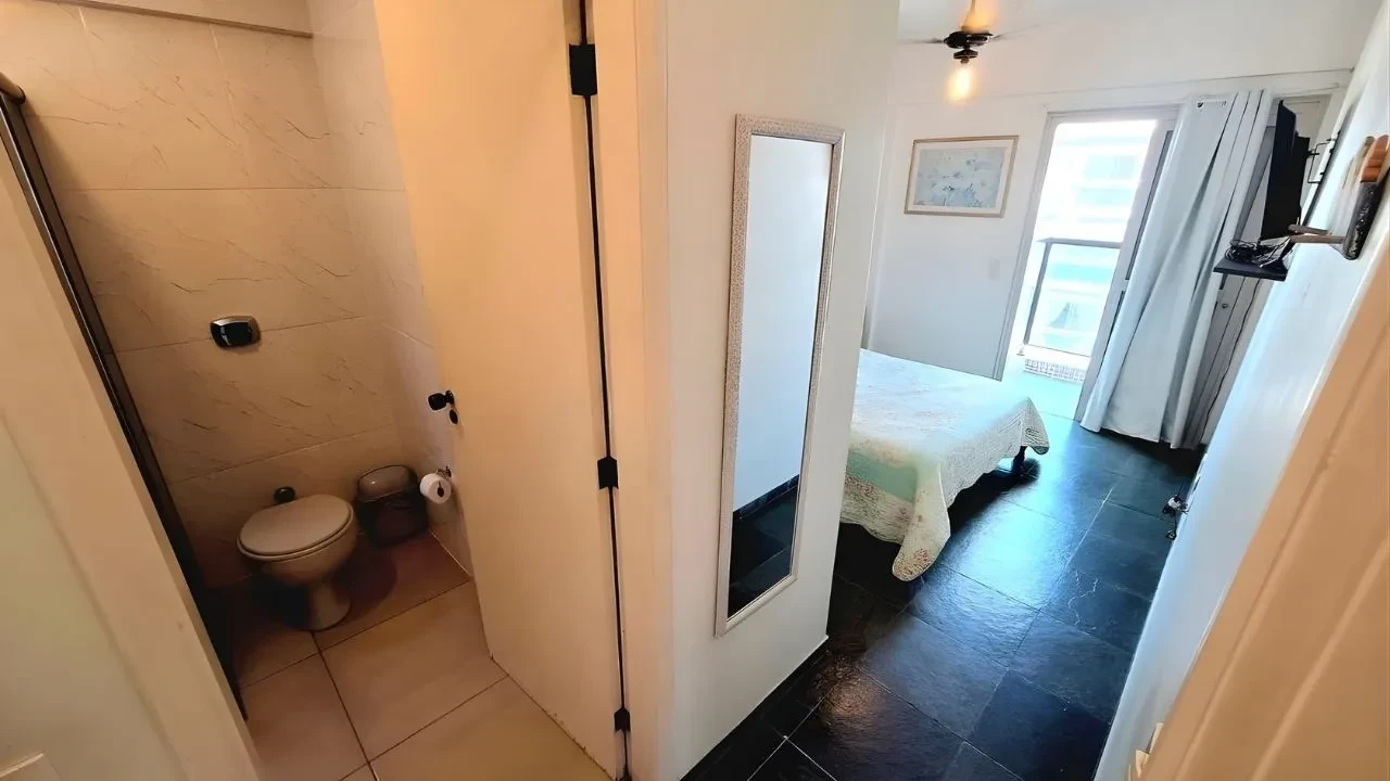 Imagem Apartamento com 2 Quartos à Venda, 70 m² em Enseada - Guarujá