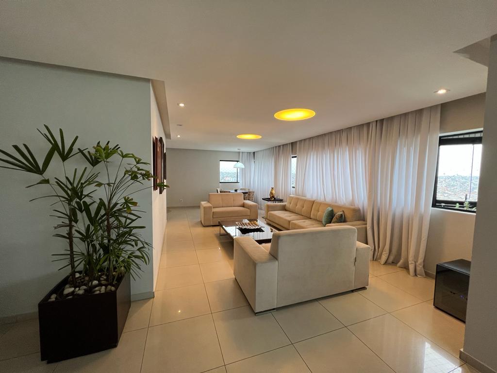 Imagem Apartamento com 4 Quartos à Venda, 226 m² em Monteiro - Recife