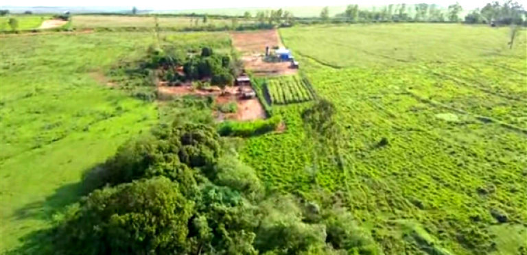 Chácara com 3 Quartos à Venda,  em Centro - Presidente Castelo Branco