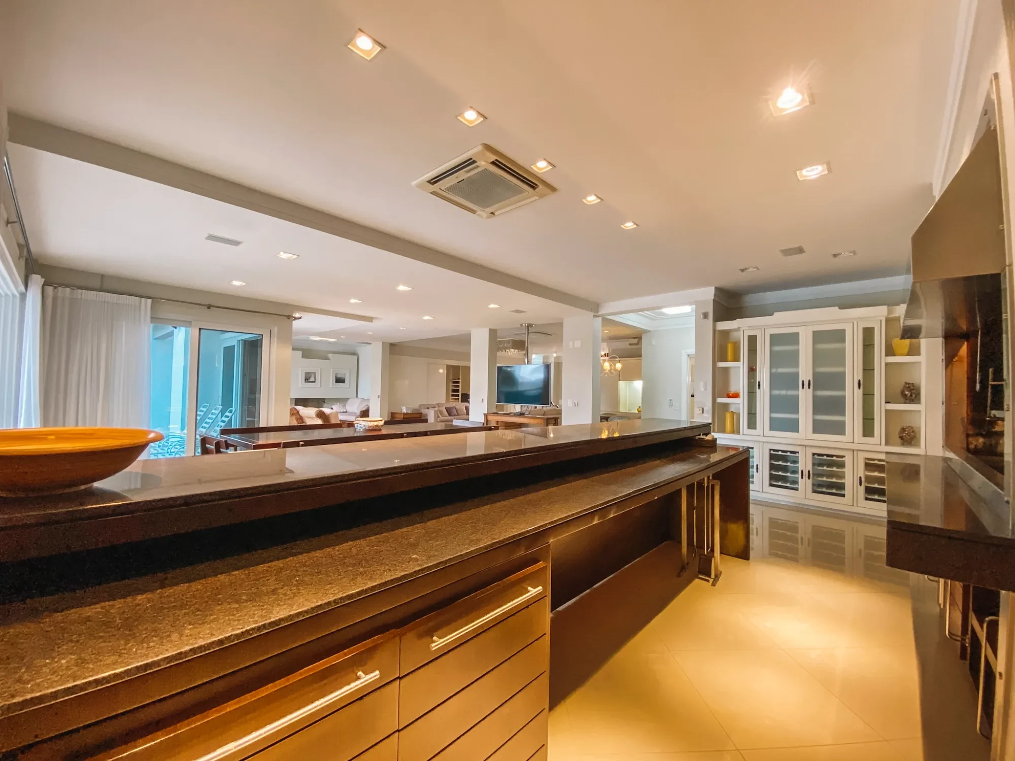 Imagem Casa com 5 Quartos à Venda, 950 m² em Jurerê Internacional - Florianópolis
