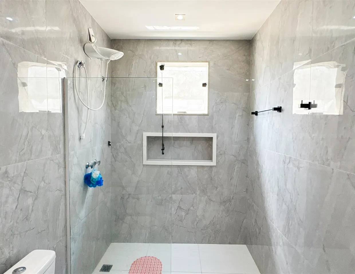 Imagem Casa de Condomínio com 3 Quartos à Venda, 215 m² em Vargem Grande - Rio de Janeiro