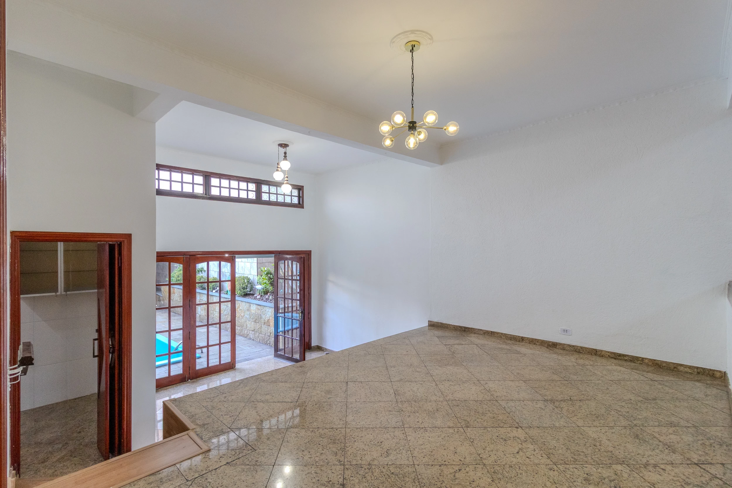 Imagem Sobrado com 4 Quartos à Venda, 2.700 m² em Centro - São Bernardo do Campo