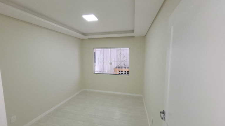 Casa com 3 Quartos à Venda,  em Itaum - Joinville