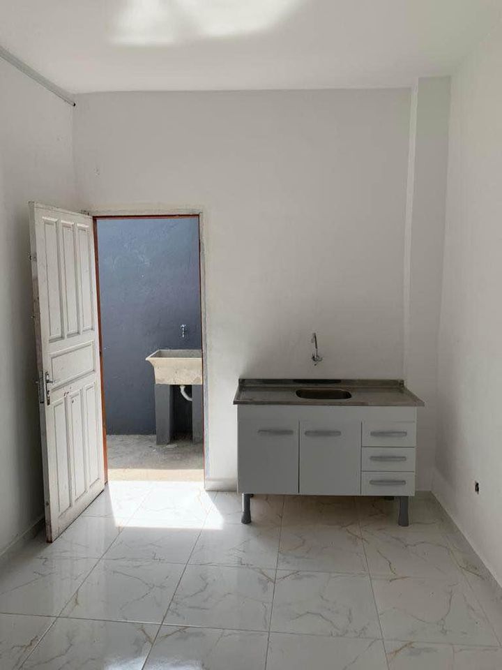 Imagem Imóvel com 1 Quarto para Alugar, 20 m²em Parque Císper - São Paulo