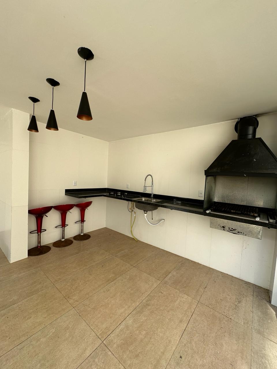 Imagem Casa de Condomínio com 4 Quartos à Venda, 320 m²em Alphaville (Abrantes) - Camaçari