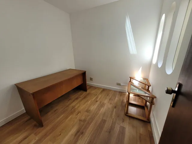 Imagem Sobrado com 3 Quartos à Venda, 229 m²em Campestre - Santo André